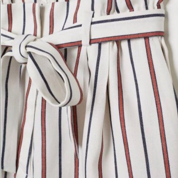 H&M High Waist Linen Blend Paper bag Shorts - Picture 5 of 6